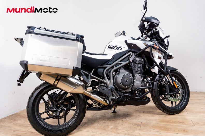 Motorbike image 2