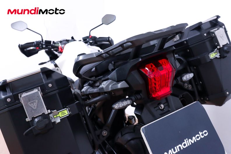 Motorbike image 9