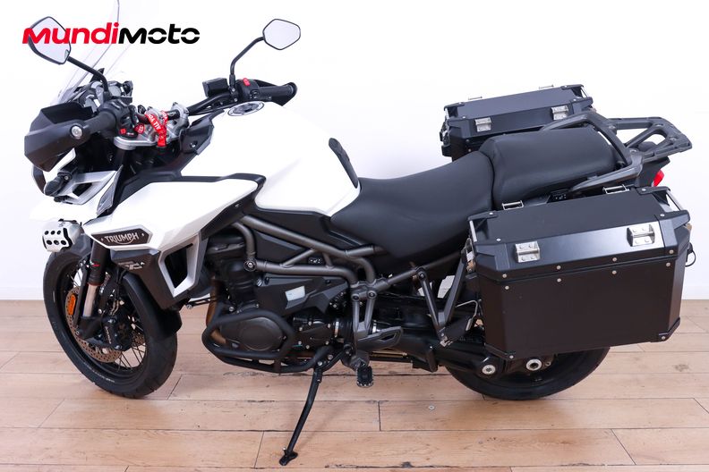 Motorbike image 5