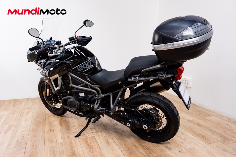 Motorbike image 7