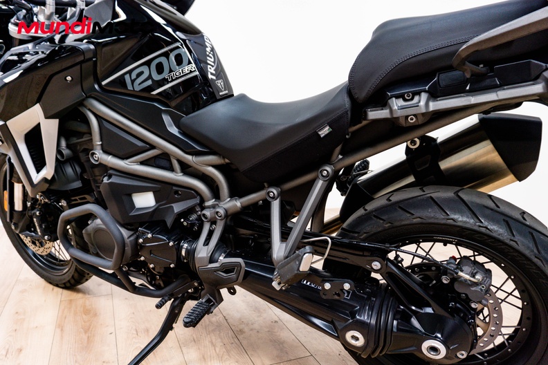 Motorbike image 8
