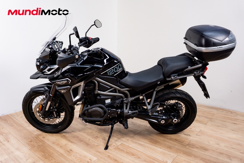 Motorbike image 5