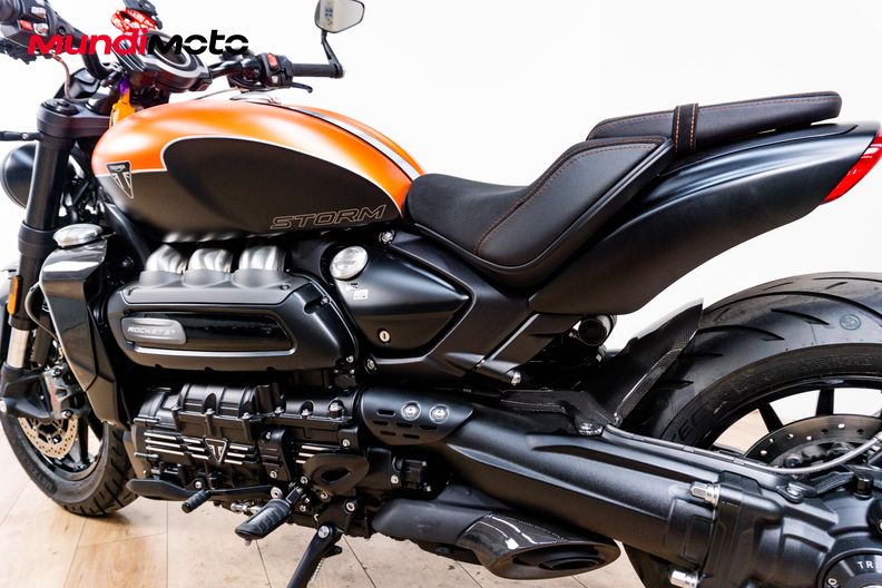 Motorbike image 8