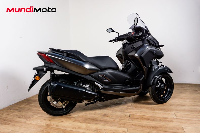 Motorbike image 2