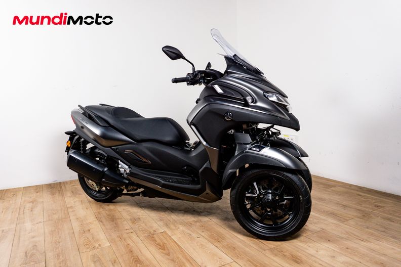 Motorbike image 1