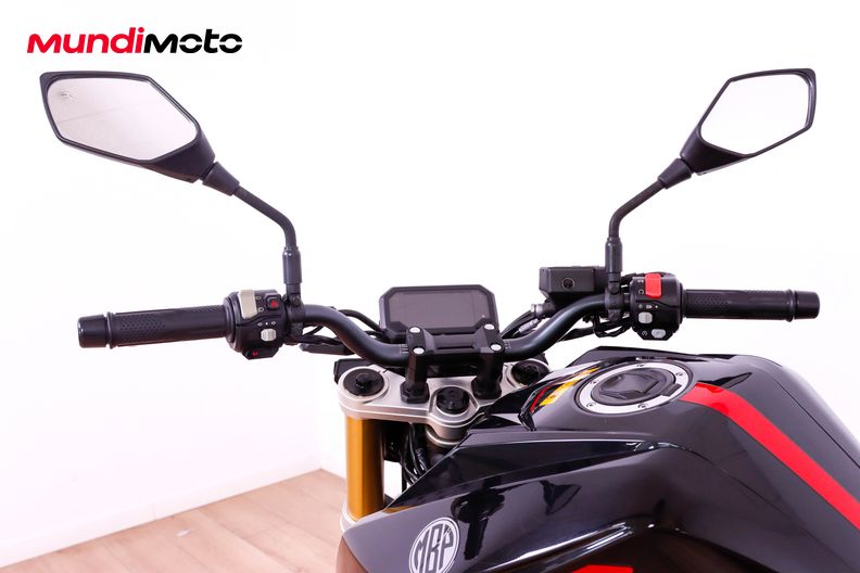 Motorbike image 10