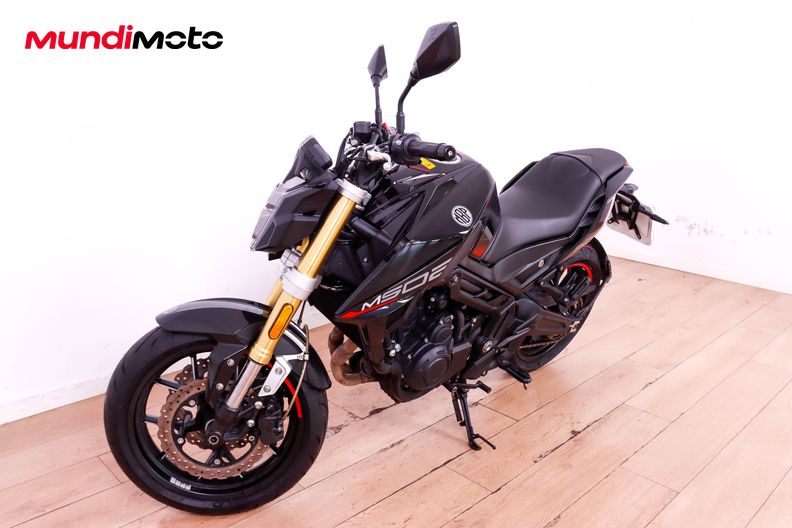 Motorbike image 7