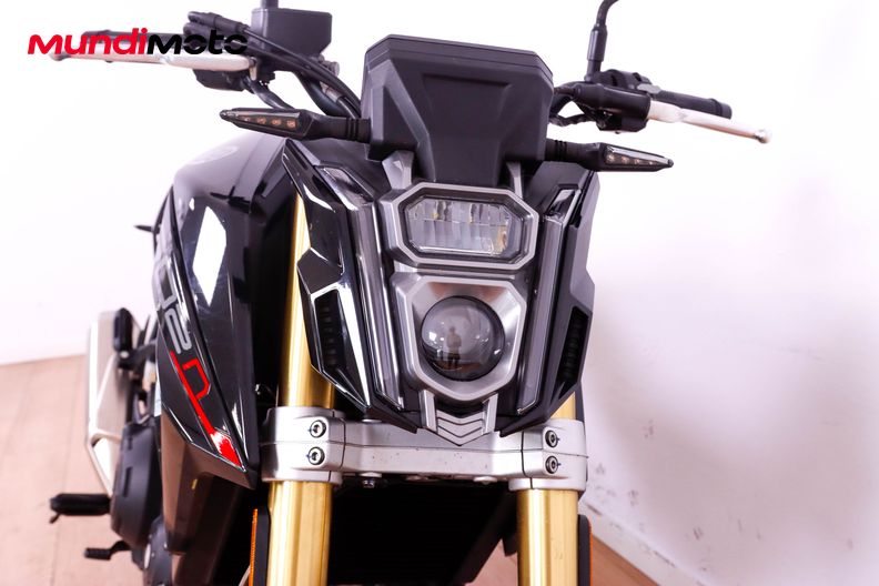 Motorbike image 4