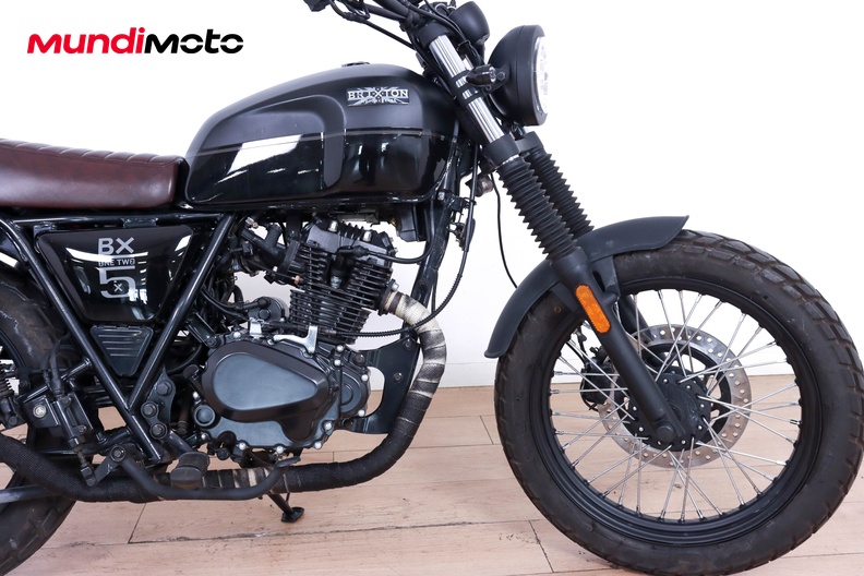 Motorbike image 13