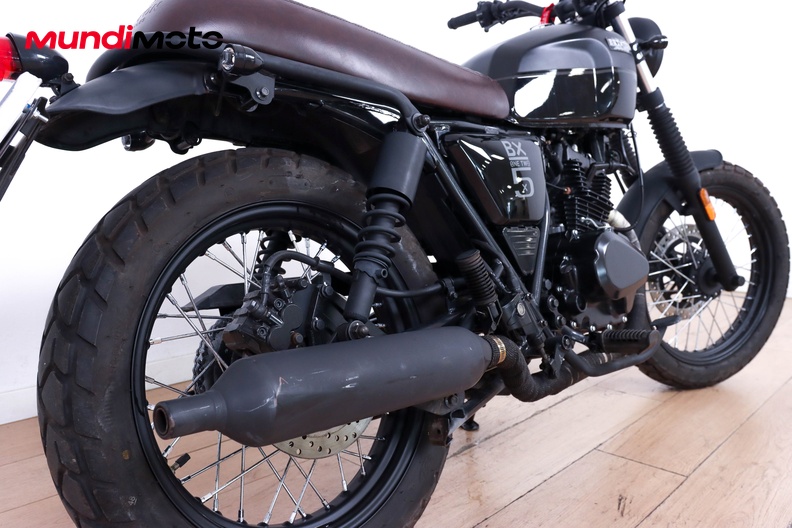 Motorbike image 3