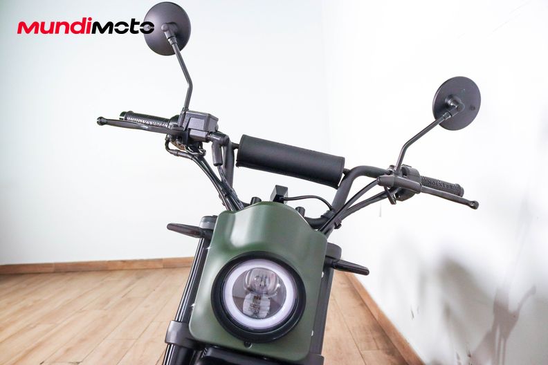 Motorbike image 4