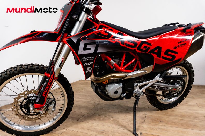 Motorbike image 9