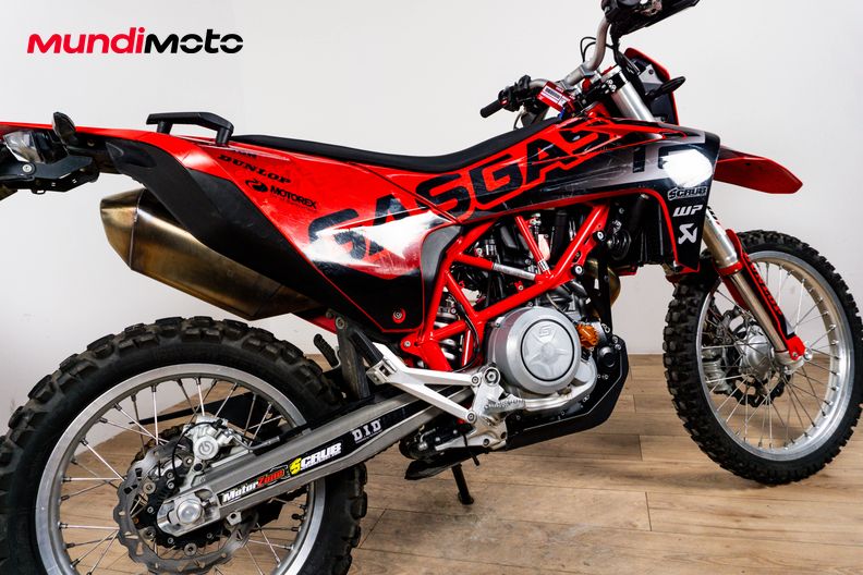 Motorbike image 3