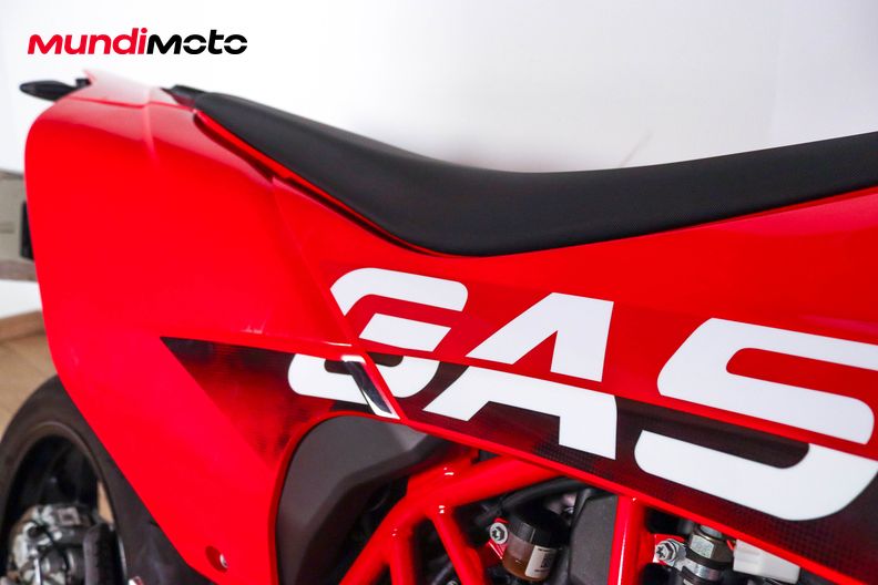 Motorbike image 13
