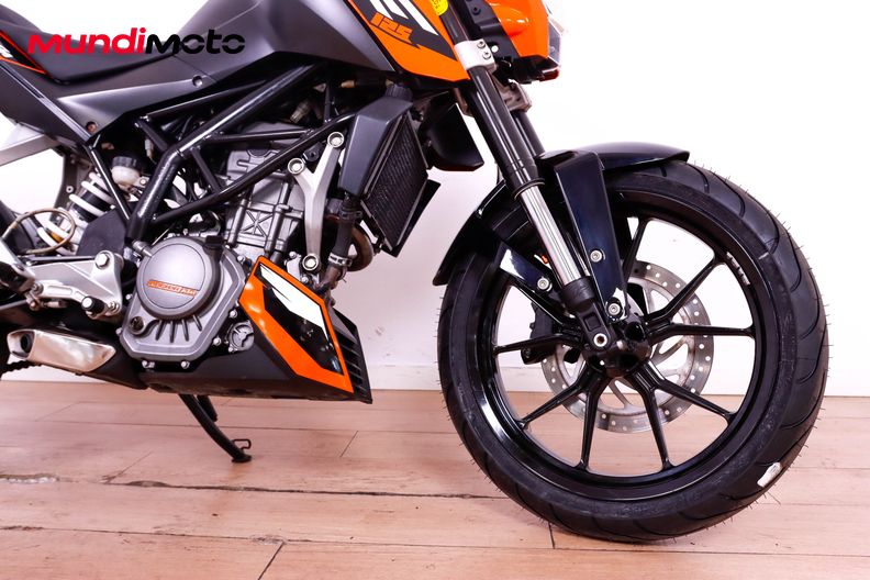 Motorbike image 12