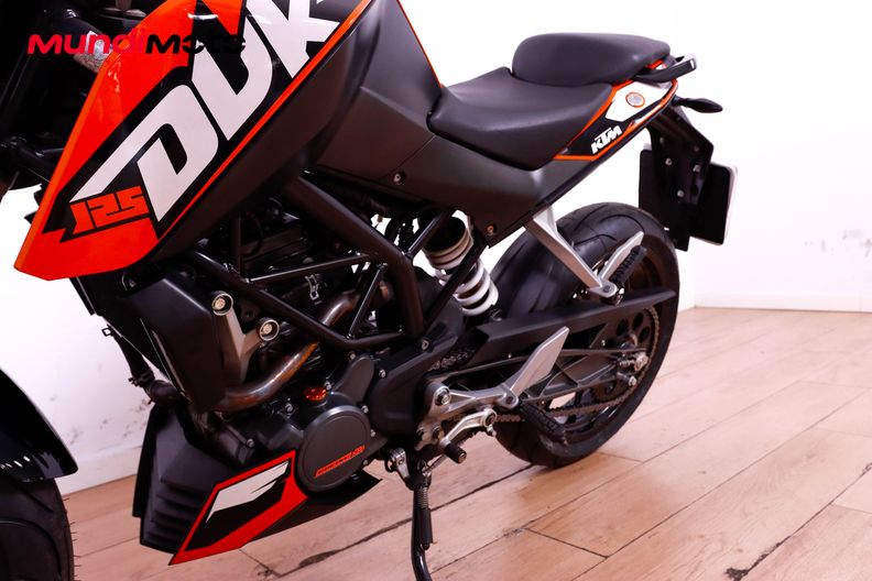 Motorbike image 8