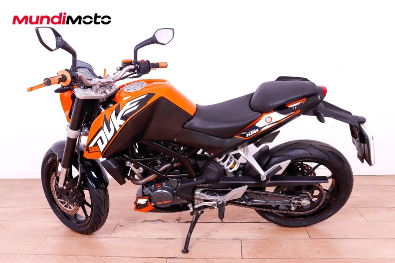 Motorbike image 5