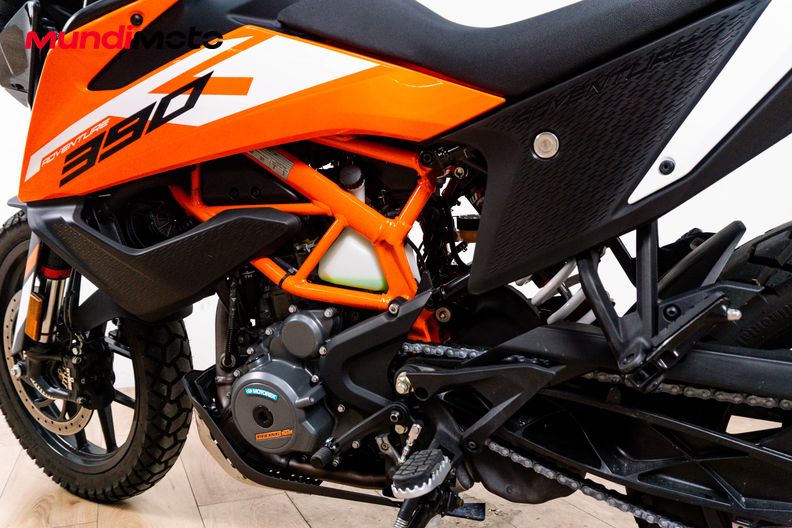 Motorbike image 8