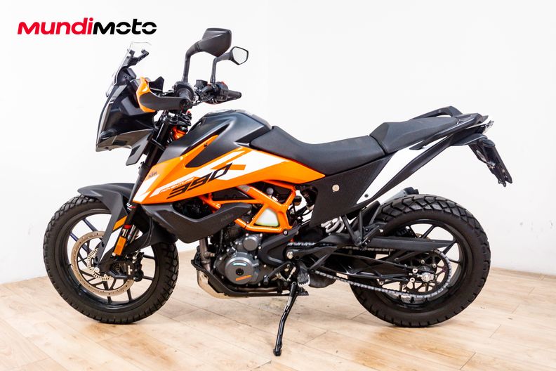 Motorbike image 5