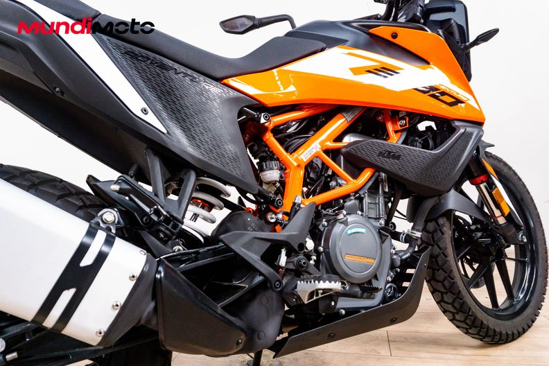 Motorbike image 3