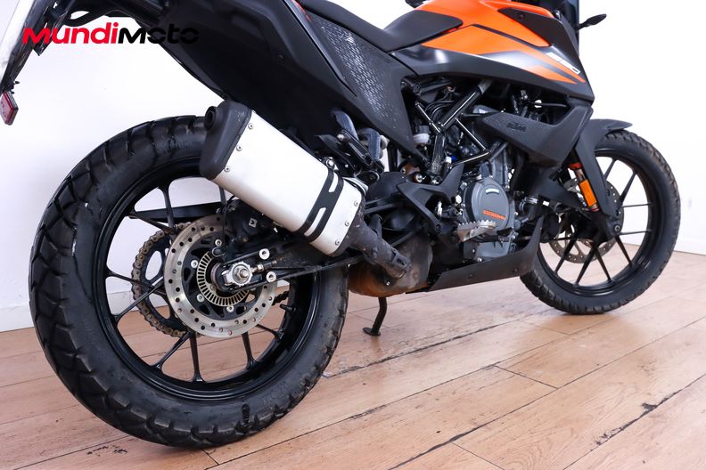 Motorbike image 3