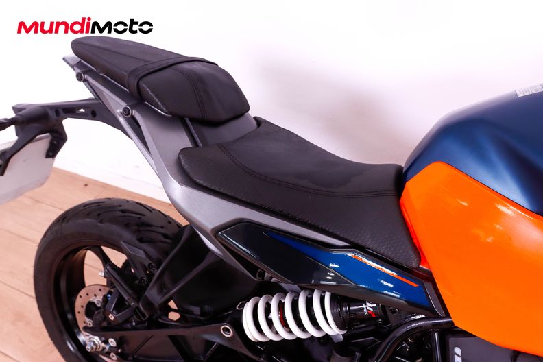 Motorbike image 13
