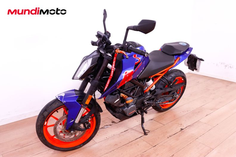 Motorbike image 7