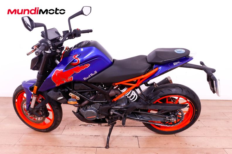 Motorbike image 5