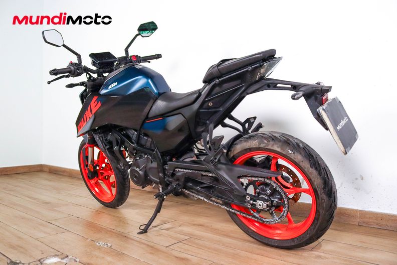 Motorbike image 6