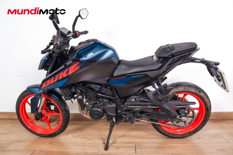 Motorbike image 5