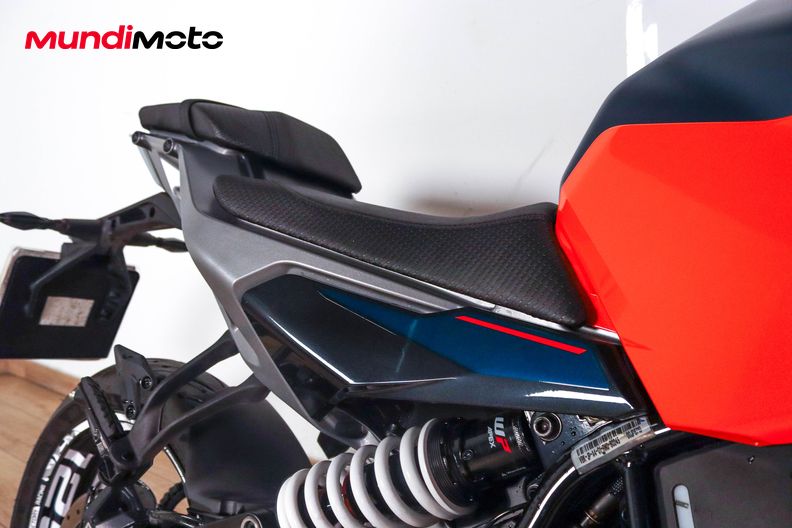 Motorbike image 13