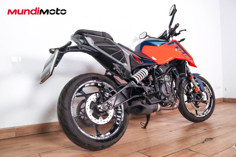 Motorbike image 2
