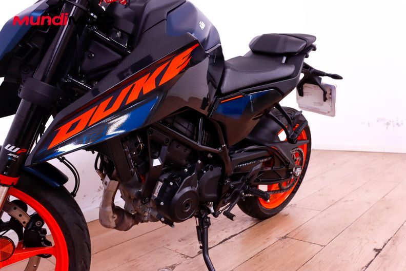 Motorbike image 8