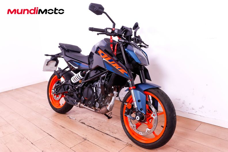 Motorbike image 1