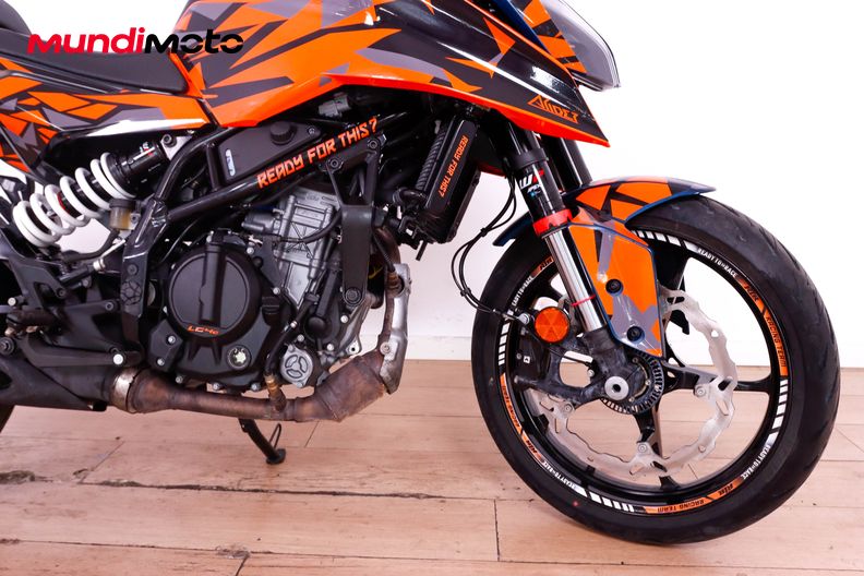 Motorbike image 12