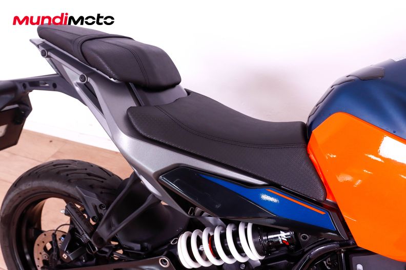 Motorbike image 12