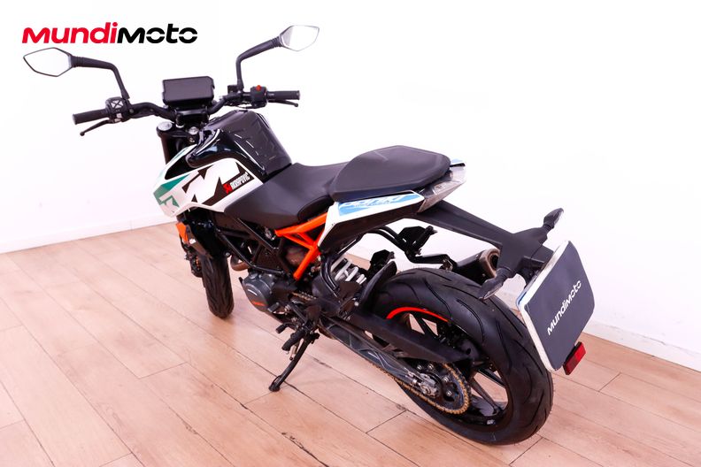 Motorbike image 6