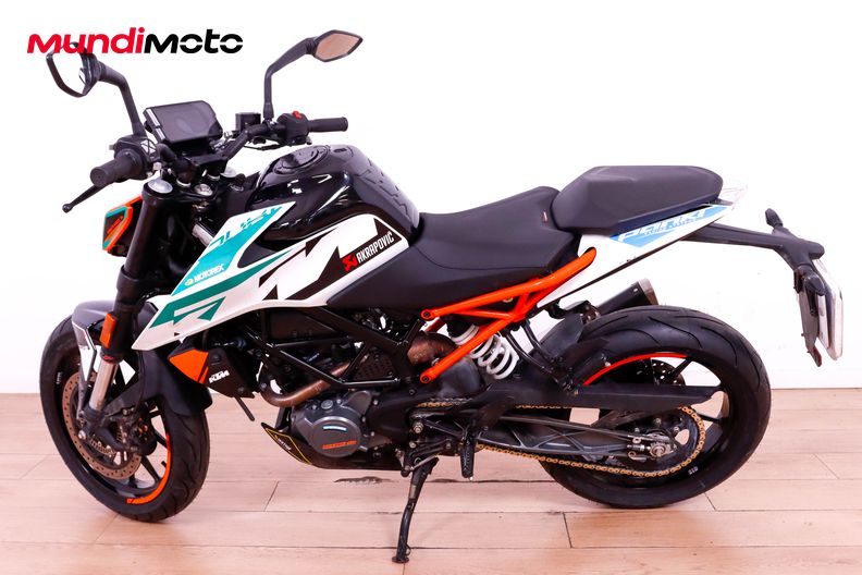 Motorbike image 5