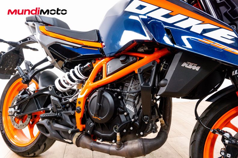 Motorbike image 4