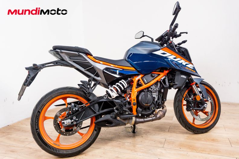 Motorbike image 2