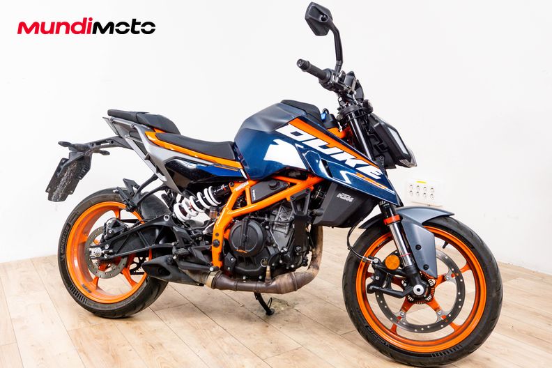 Motorbike image 1