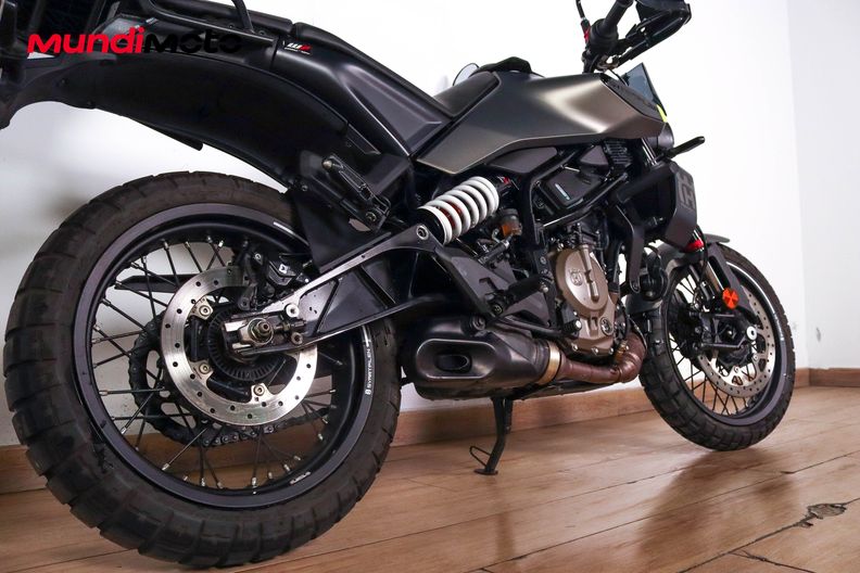Motorbike image 3