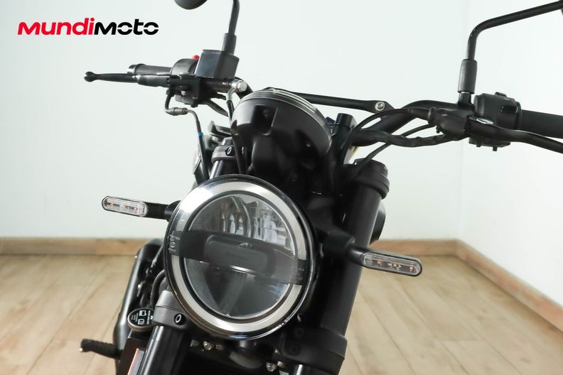 Motorbike image 4