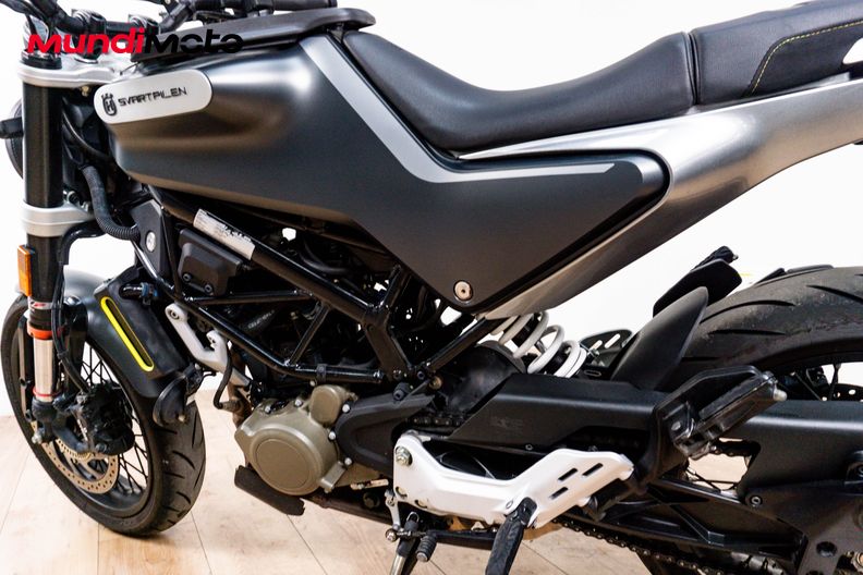 Motorbike image 8