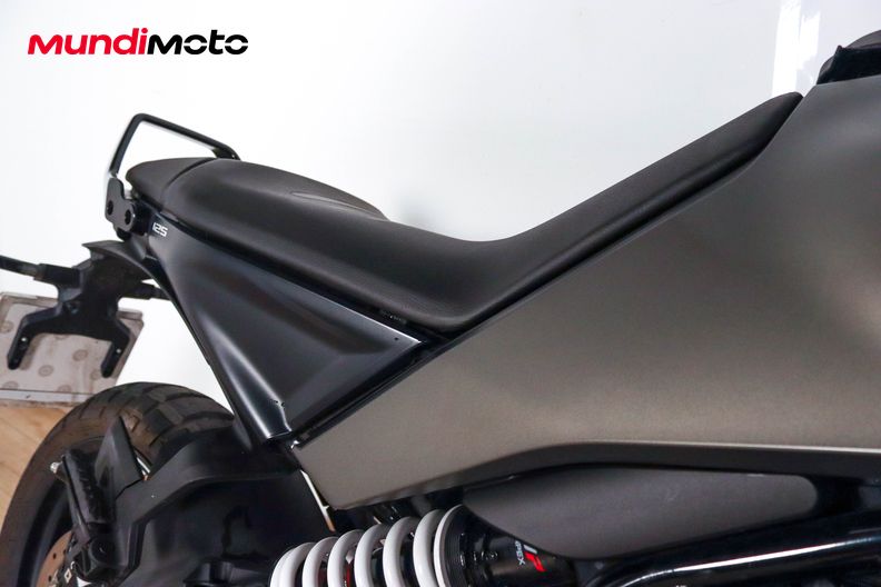 Motorbike image 12