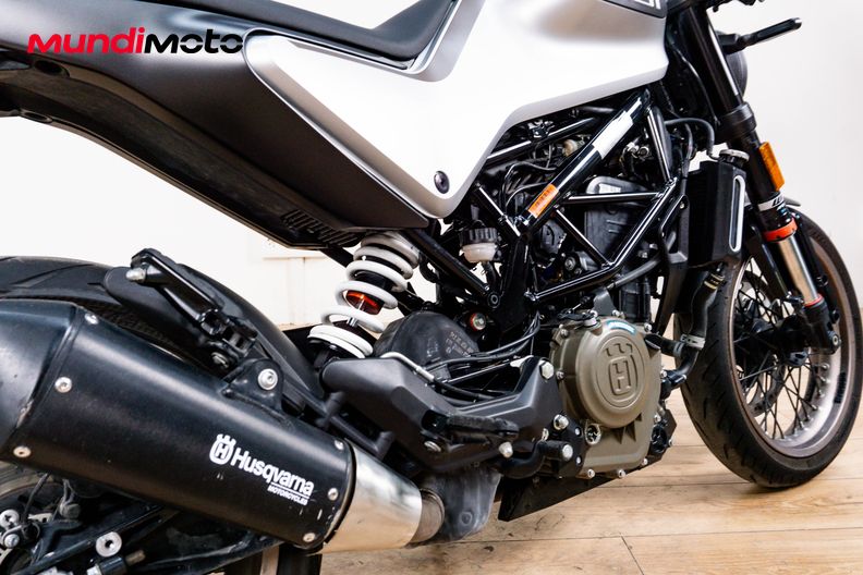 Motorbike image 3