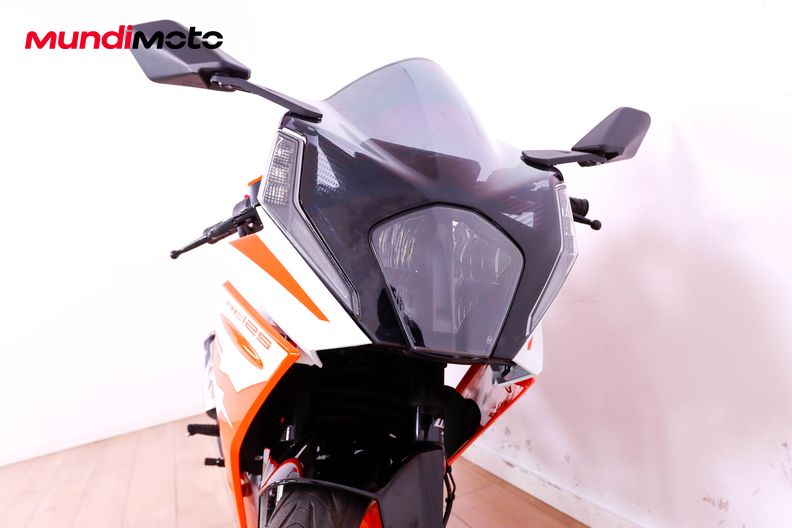 Motorbike image 4