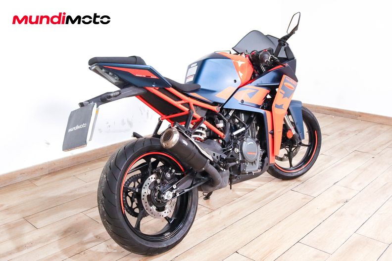 Motorbike image 2