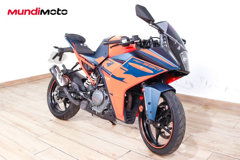 Motorbike image 1