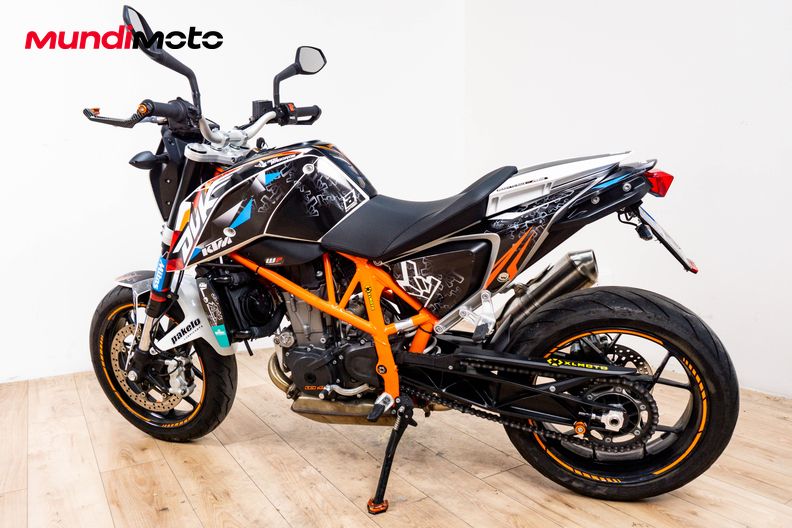 Motorbike image 7